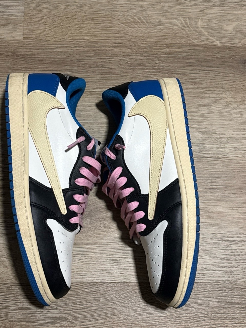 Travis Scott Low-Top Sneakers in Black, White, Blue & Cream with Pink Laces